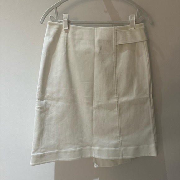NWOT Tory Burch White Denim Skirt Denise | Sz: 6 - Picture 7 of 8